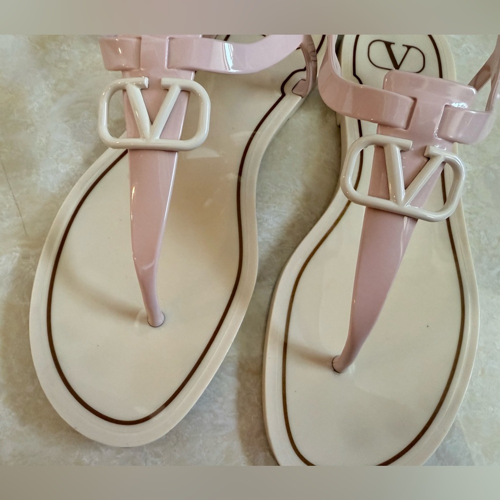 VALENTINO GARAVANI Pink VLogo Flat Sandals - Picture 4 of 12